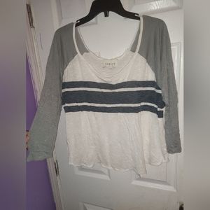 Sabine size large long sleeve shirt white with gray sleeves